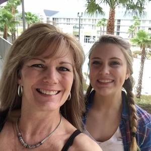 Meet your Posher, Glenda