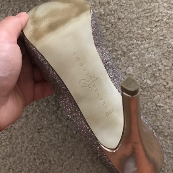 Ivanka Trump Heels - Picture 4 of 6