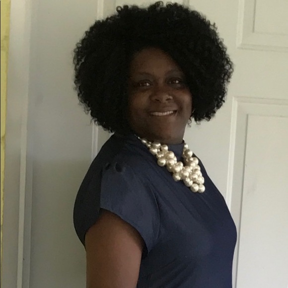 Meet your Posher, Veronica - Picture 7 of 8