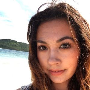 Meet your Posher, Rira