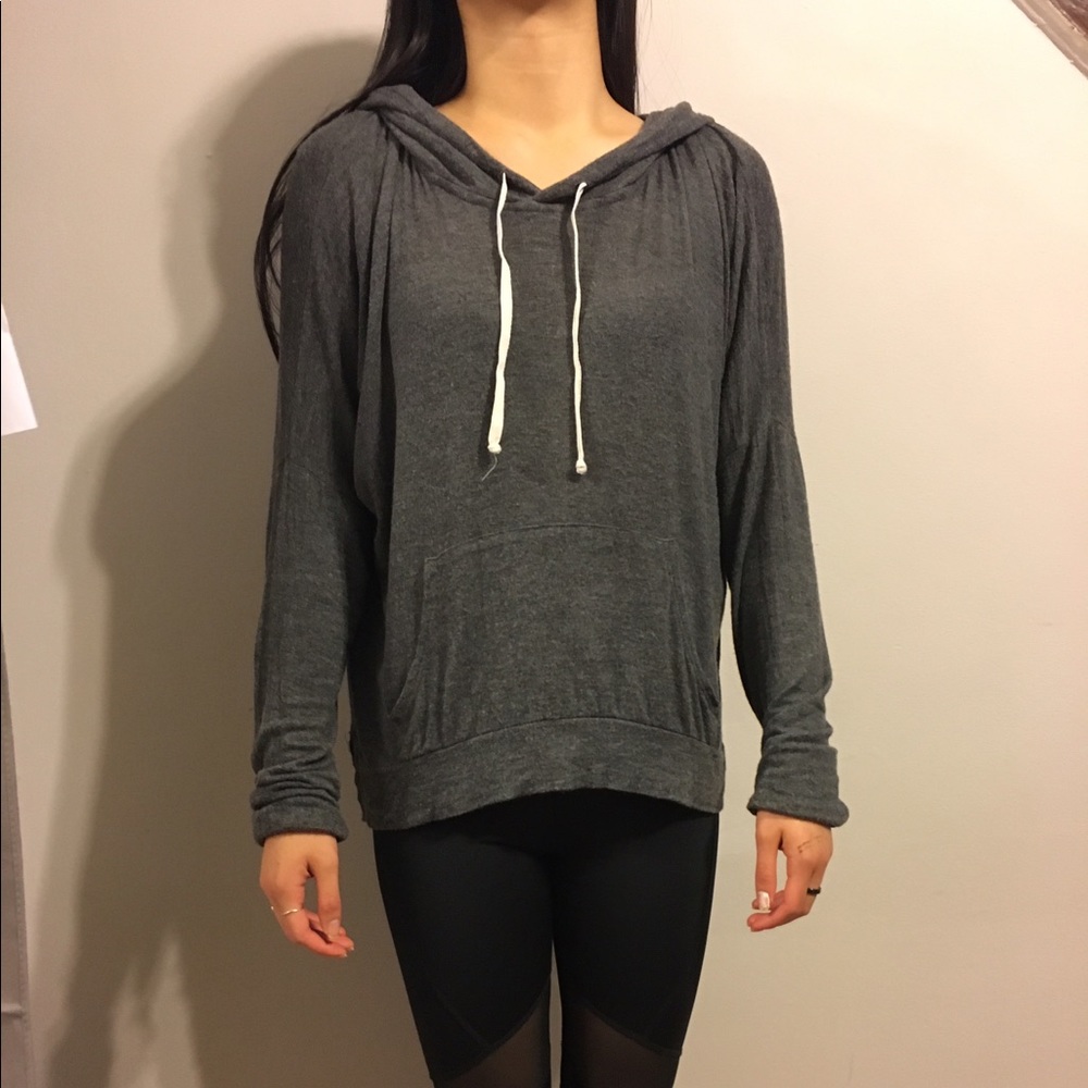 Brandy Melville sweater shirt
