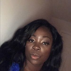 Meet your Posher, Jeanette