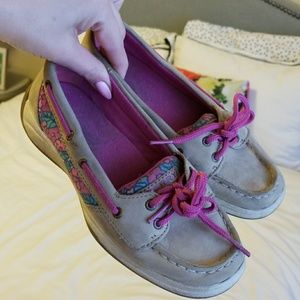 Girls Sperry tan pink floral Laguna 2