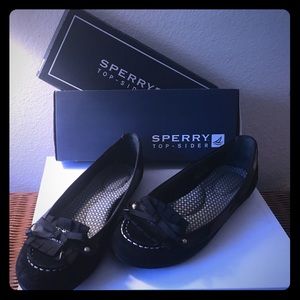 Size 7 black leather Sperry loafers.