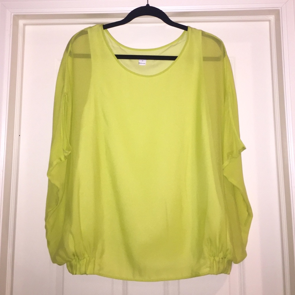DIANE VON FURSTENBERG 100% Silk Chiffon Top