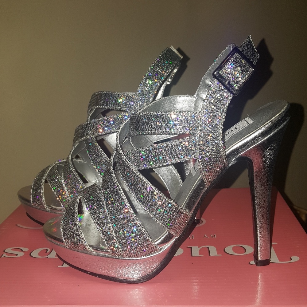 Silver Hologram Heels Size 5.5 Formal/Party
