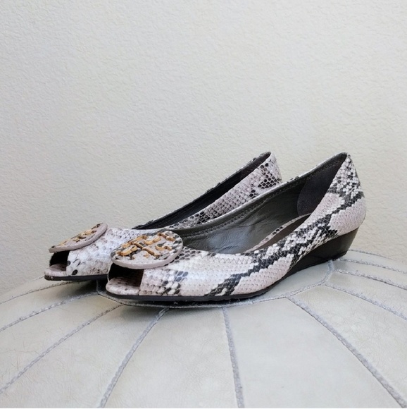 Tory Burch Shoes - Tory Burch Peep Toe Snake Embossed Low Wedge Sz 7