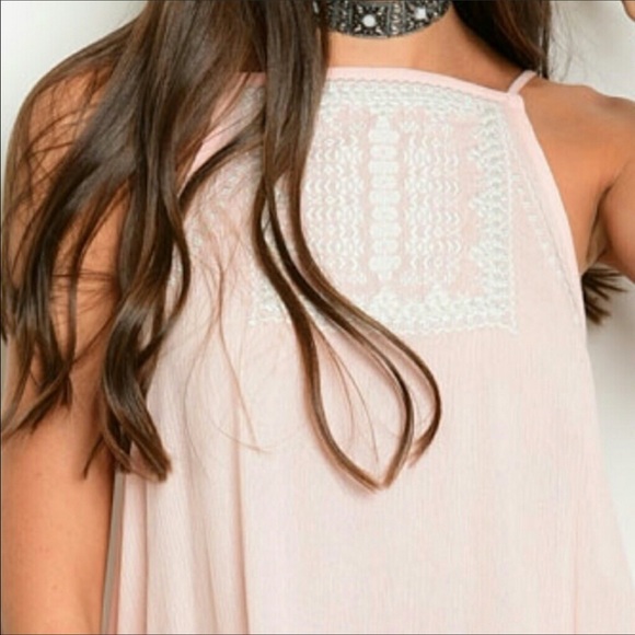 Embroidered Fly Away Tank - Picture 3 of 3