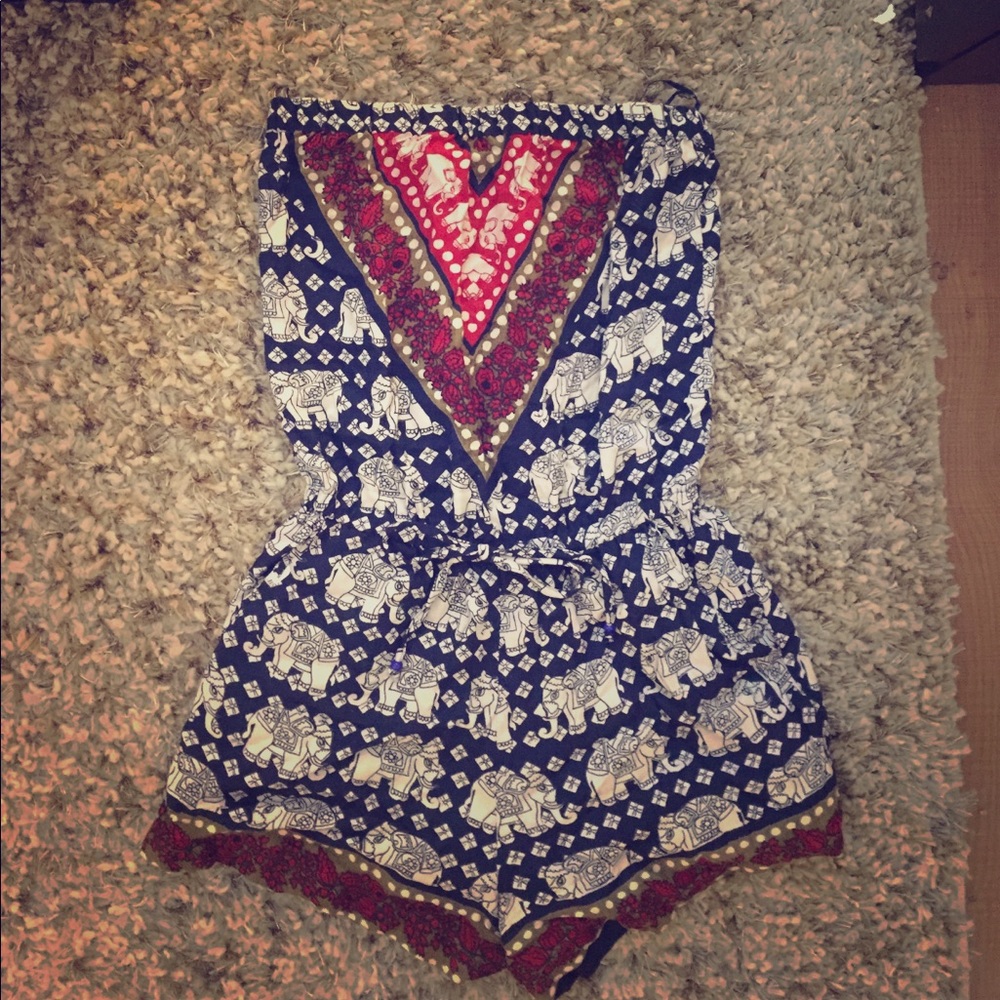 Nordstrom Angie Romper ✨ - Picture 2 of 5