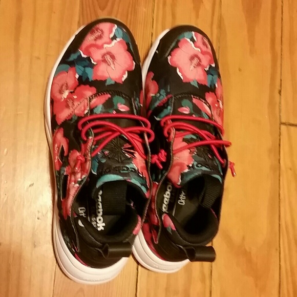 Floral Reebok classic - Picture 3 of 3