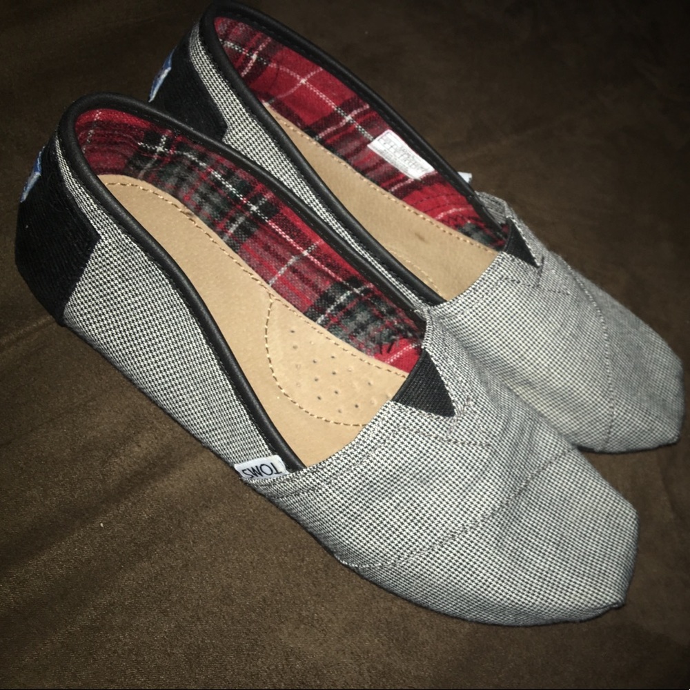 Grey and Black Toms