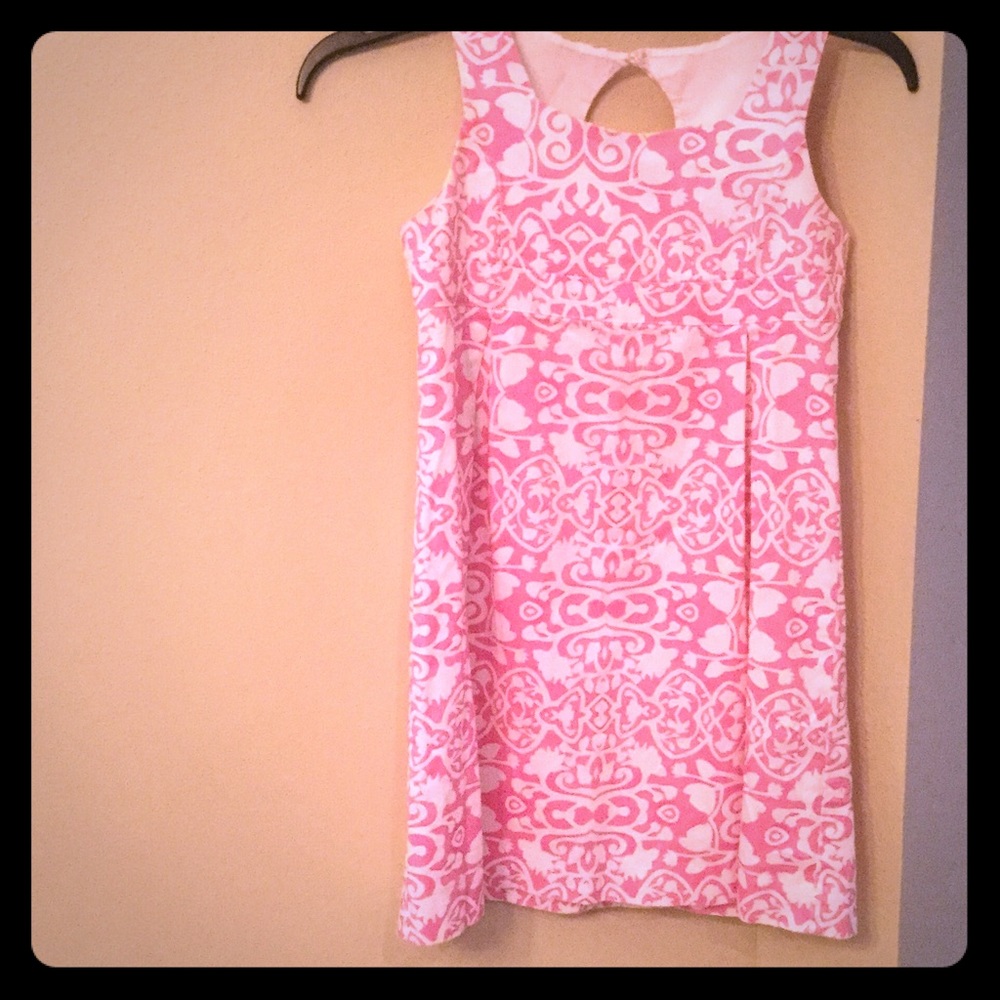 Pink and white patterned dress