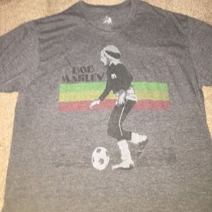 Bob Marley t-shirt