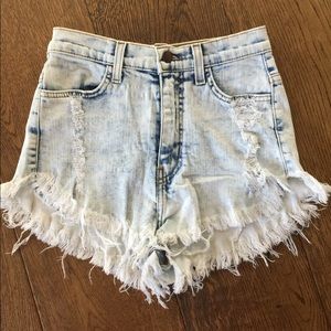 VIBRANT high waisted, light wash jean shorts