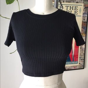 Black rib crop top