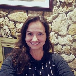 Meet your Posher, Lori