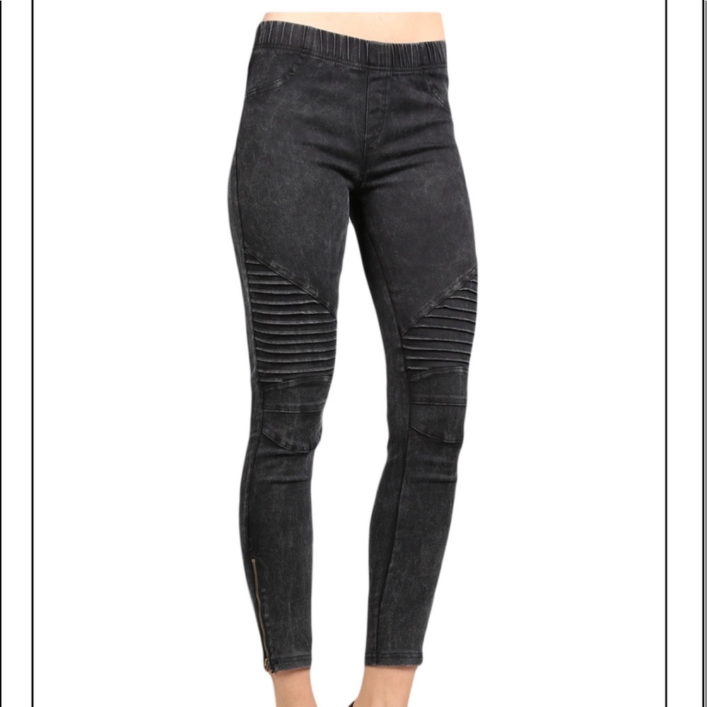 Moto Legging with Zip Ankle