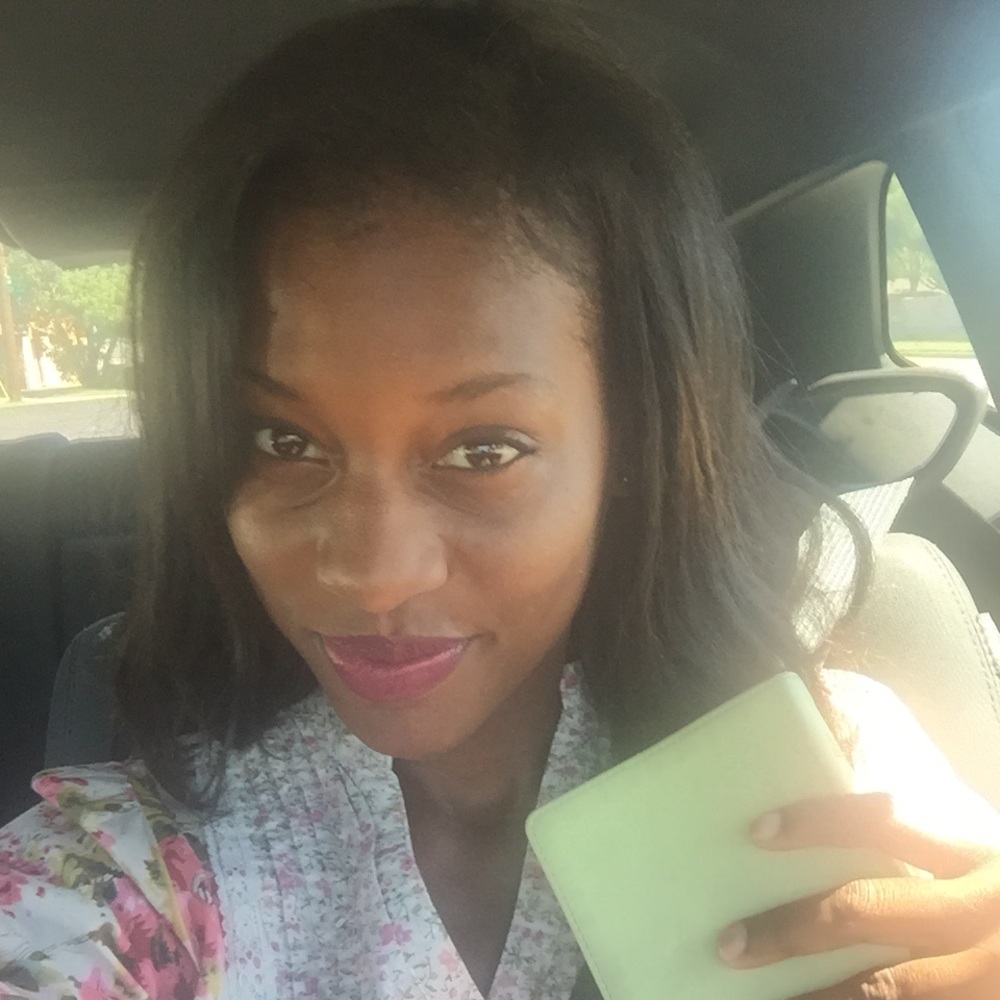 Meet your Posher, Leelee