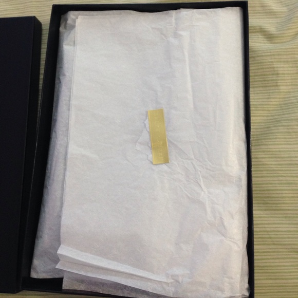 Buy this and get a wine cork and get RL box! - Picture 5 of 6