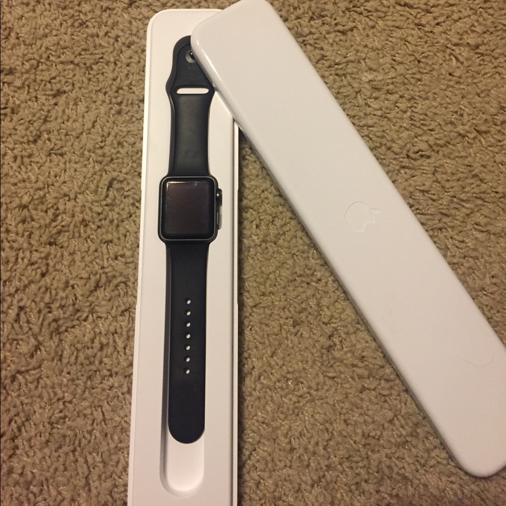 Series 1 42mm Apple Watch Sport