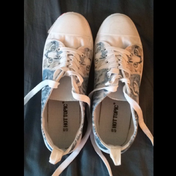 Hot Topic Shoes Cat Pattern Converse Style Shoes Hot