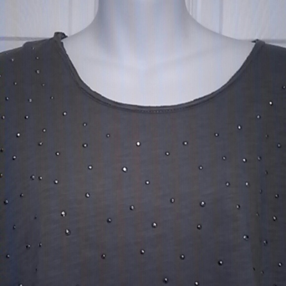NWT Studded Top by Chelsea & Violet - Picture 3 of 6