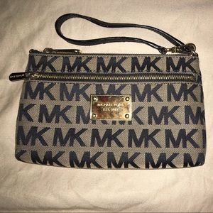 Michael Kors Wristlet