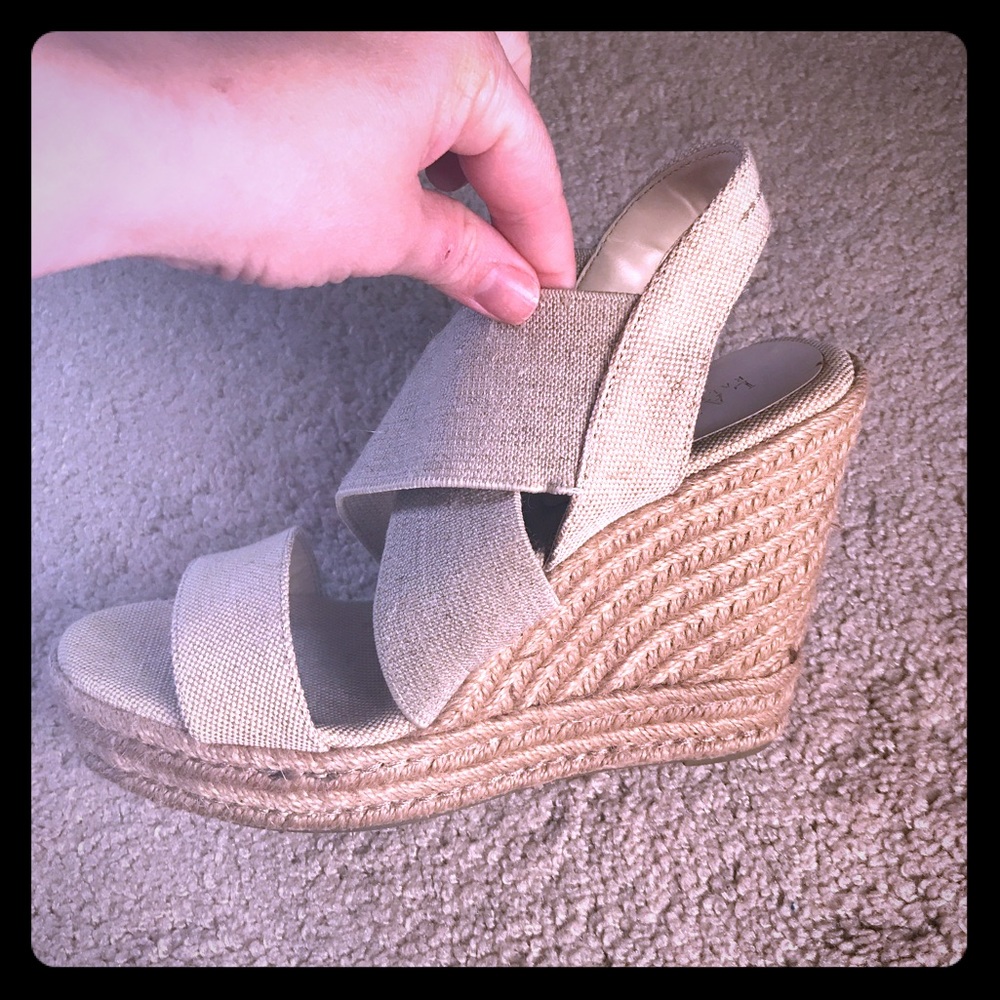 8.5 Ralph Lauren wedges