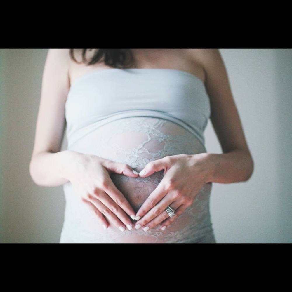 Lace maternity dress