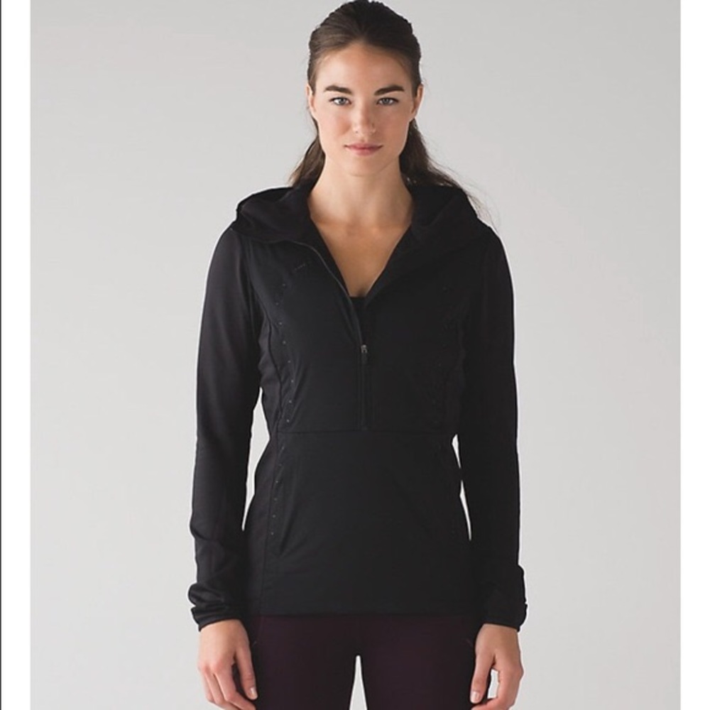 Lululemon Run for Cold Pullover Black Size 6