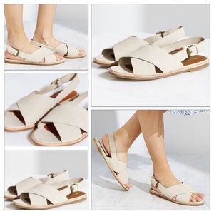 Cute, nude sandal. Perfect for summer!