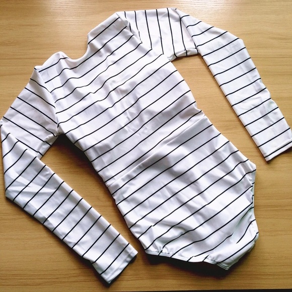 Stripe Long Sleeve Monokini - Picture 5 of 5