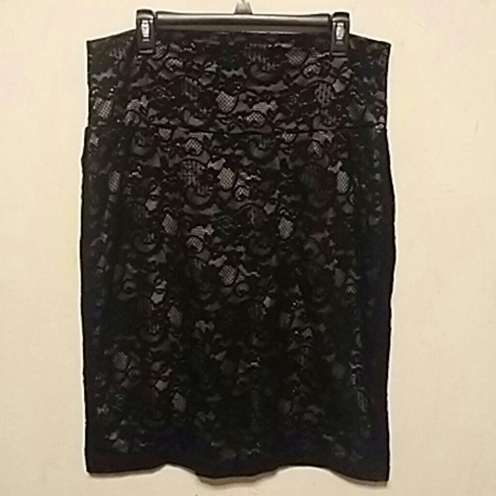 Bisou Bisou black skirt size xl