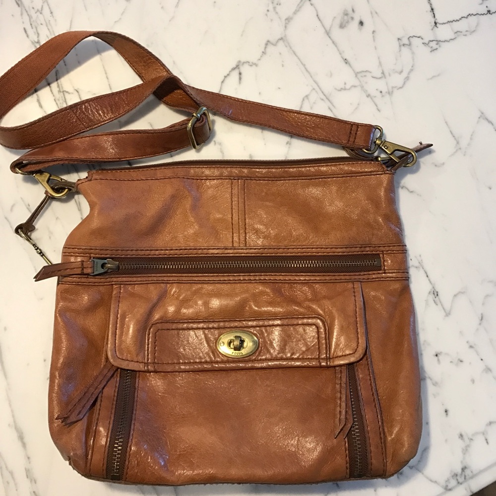 Fossil cross body bag