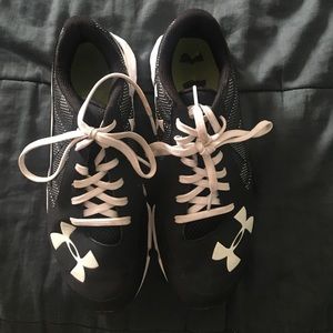 Under Armour women's size 7.5 running shoes