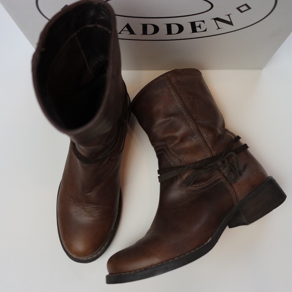 Steve Madden Vintage Brown Leather Boots