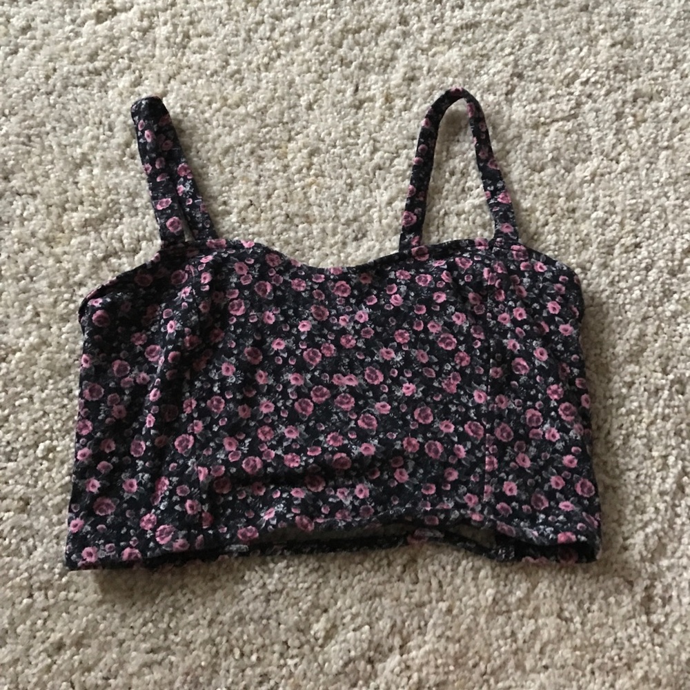 Crop top