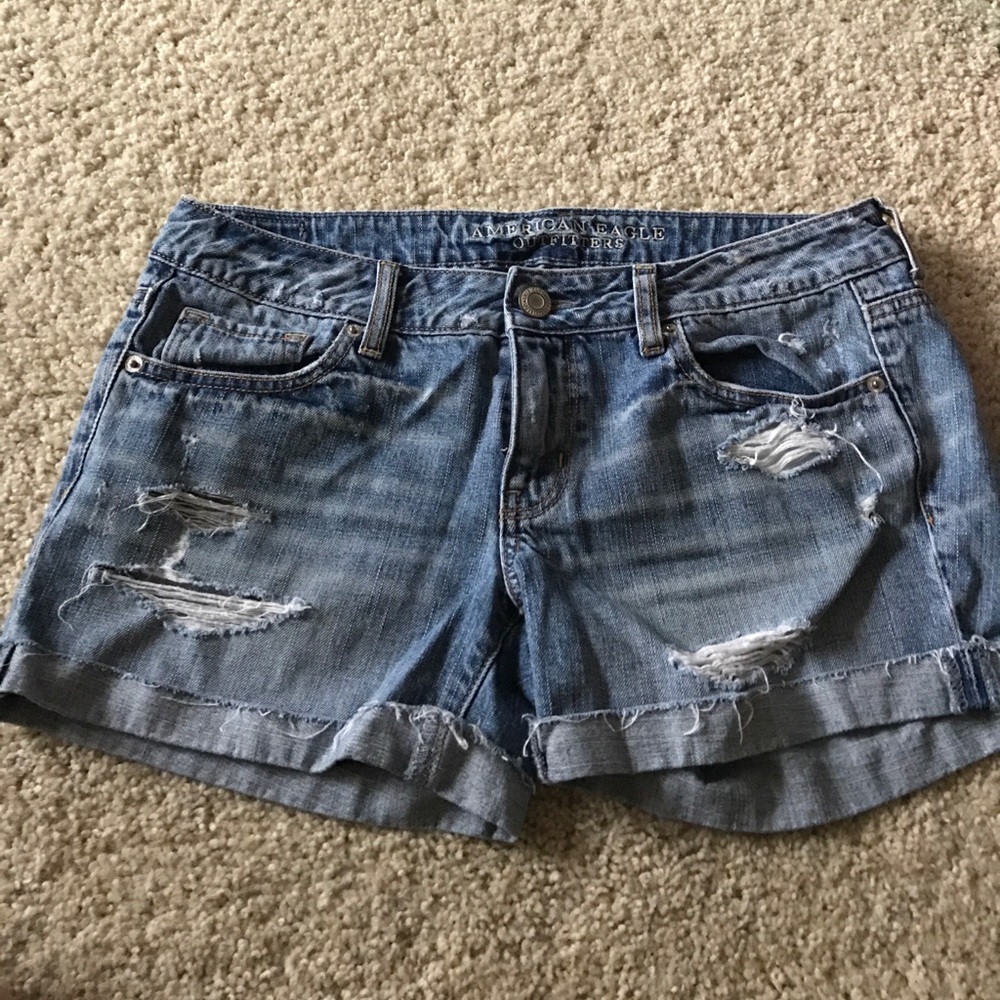 American Eagle denim shorts.