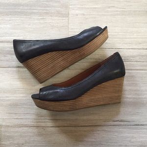 Lucky Brand open toe wedges