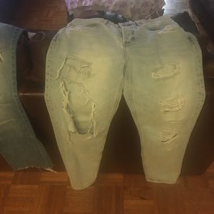 Selling my jeans ripped