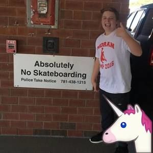 Meet your Posher, Logan