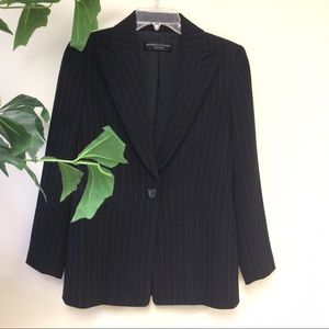 Dana Buchman blazer