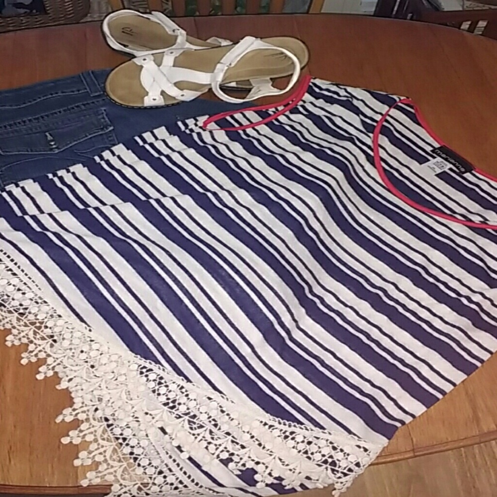Fun Blue & Cream Striped Top sz 2X
