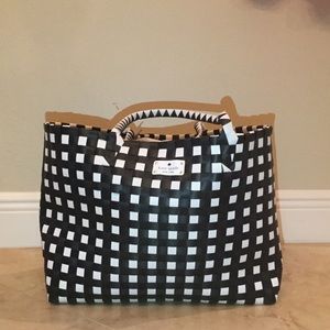 Kate spade black and white bag!!!!!