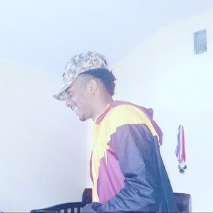 Meet your Posher, Donathan