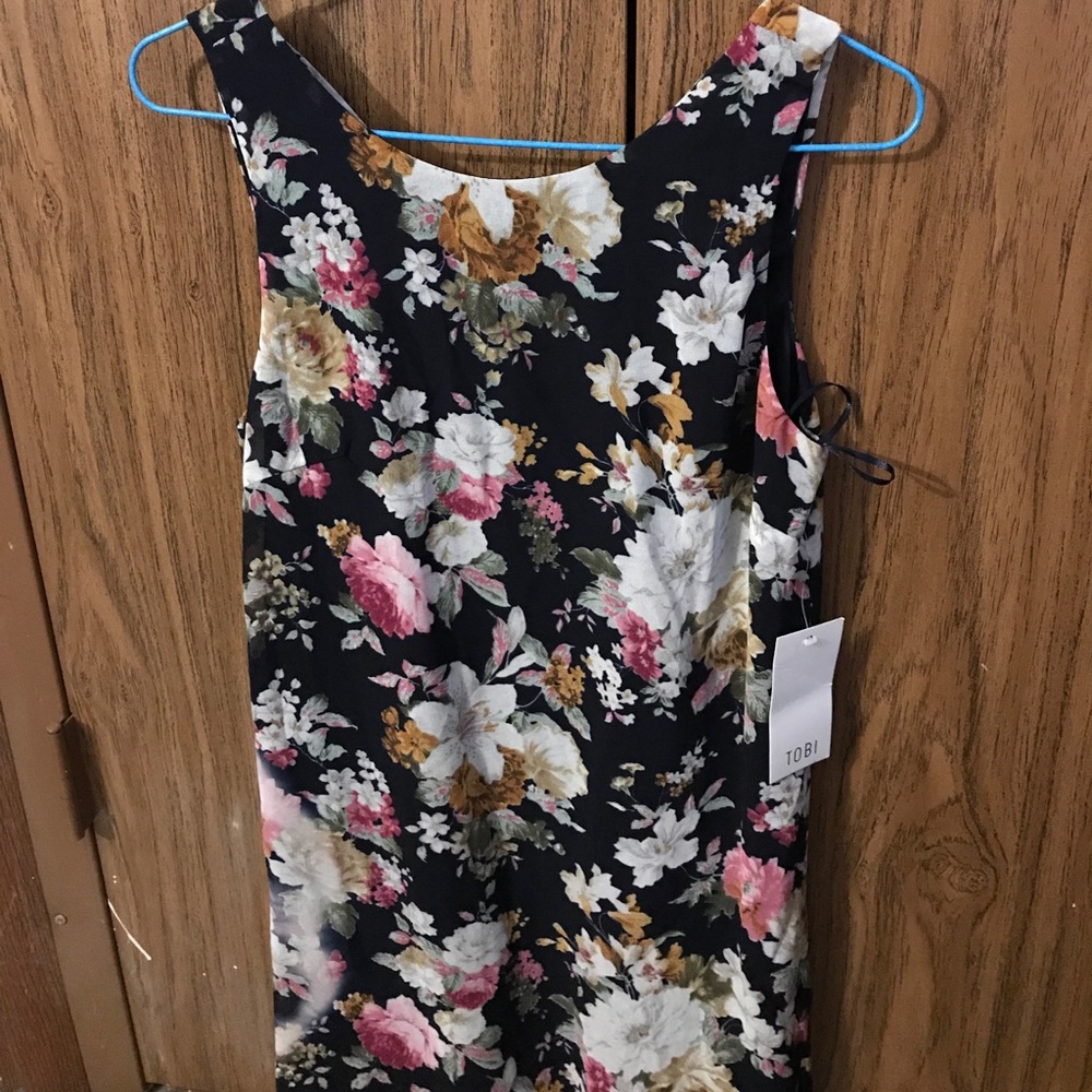 Tobi | Navy Multi Color Floral Cross Back Dress