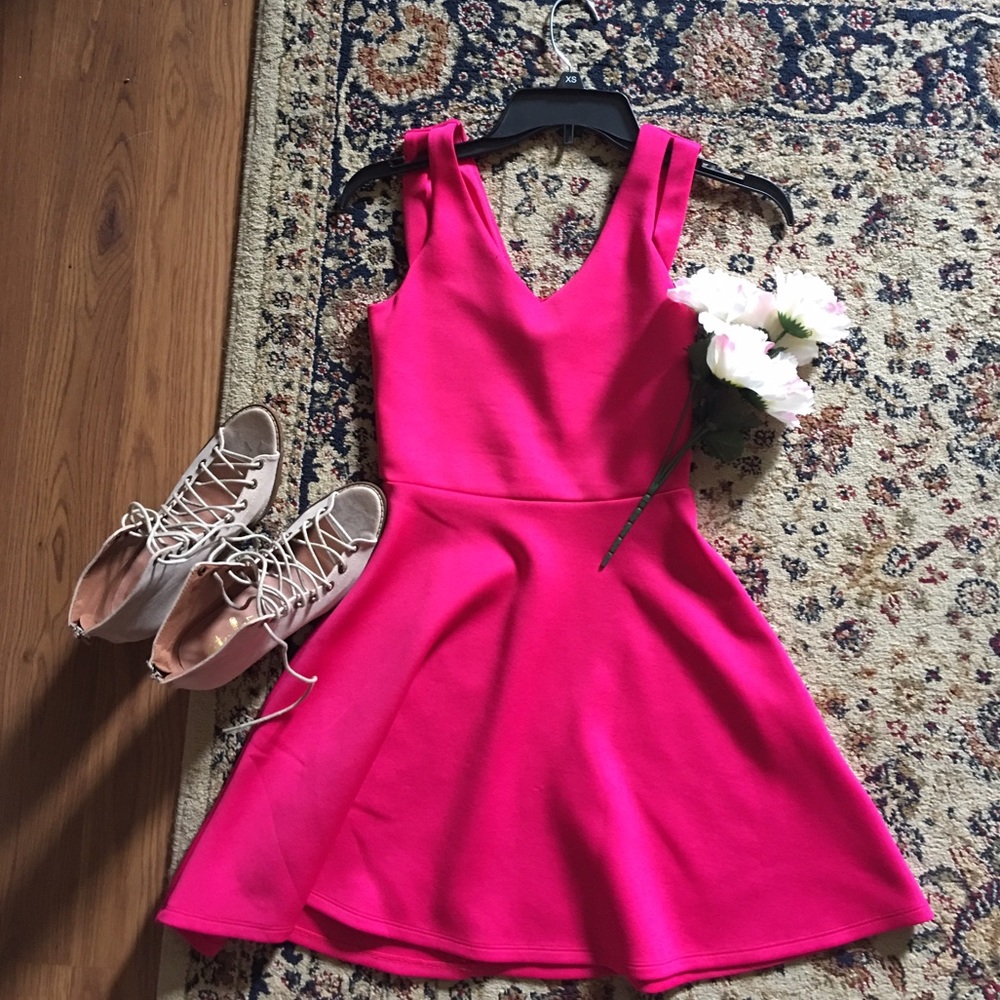 FINAL CUT ✂️ Hot pink skater dress- only worn once