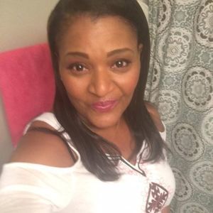 Meet your Posher, Chelle