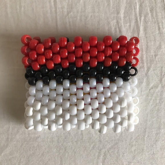 Pikachu cuff - Picture 2 of 2