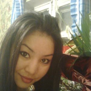 Meet your Posher, Aida